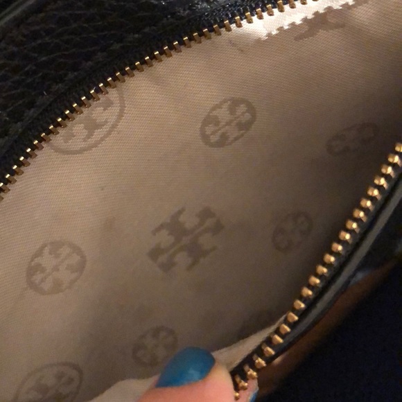 Gorgeous Tory Burch Evening Bag - Picture 6 of 8